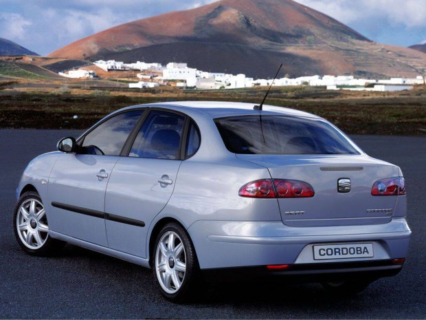 Seat Cordoba gyári bontott alkatrészek kedvező áron eladók