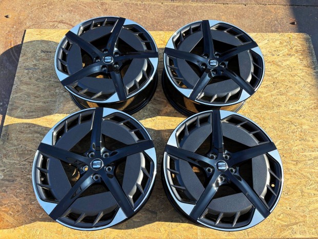 Seat Cupra Born 20" 5x112 gyári Új alufelni eladó 20 coll VW Skoda
