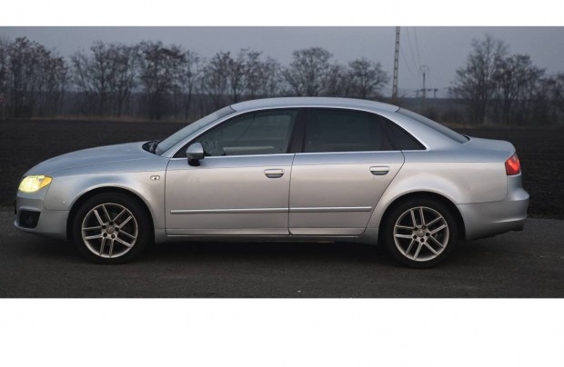 Seat Exeo 2.0 CR TDI - friss vez�rl�s, pr�mium hangrendszer