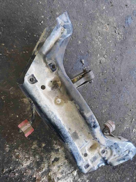 Seat Ibiza 02-08 Első Bölcső