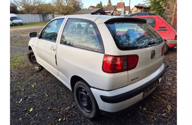Seat Ibiza 2001 1.0 MPI Alkatrszei eladak