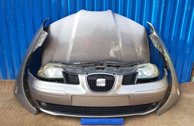 Seat Ibiza 3 III 6L 2002- gyári motorháztető sérülésmentes