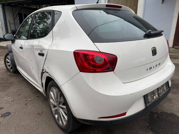 Seat Ibiza 6J (2010) 1390ccm 63kw Bxw Alkatrszek