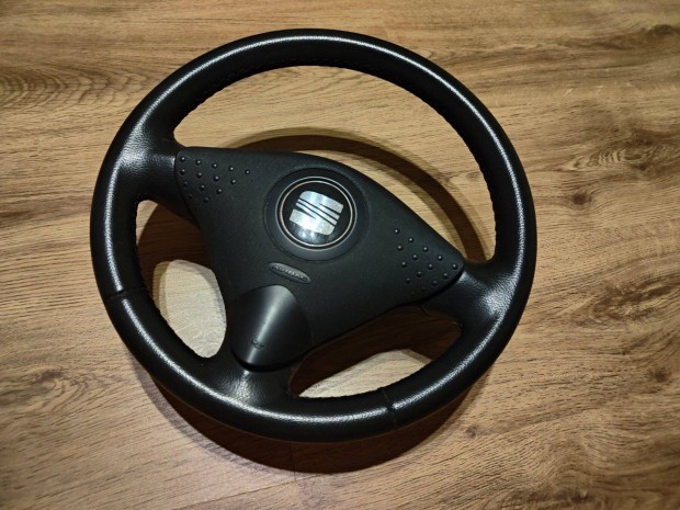 Seat Ibiza 6K2, Cordoba 6K kormny lkgzskkal