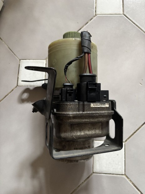 Seat Ibiza III, Skoda Fabia, VW Polo szervószivattyú 6Q0423156AB