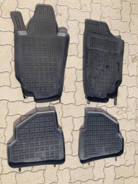 Seat Ibiza Mk. IV. (6J) gumiszőnyeg szett