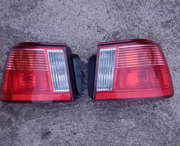Seat Ibiza (mk2) jobb és bal komplett hátsó lámpa
