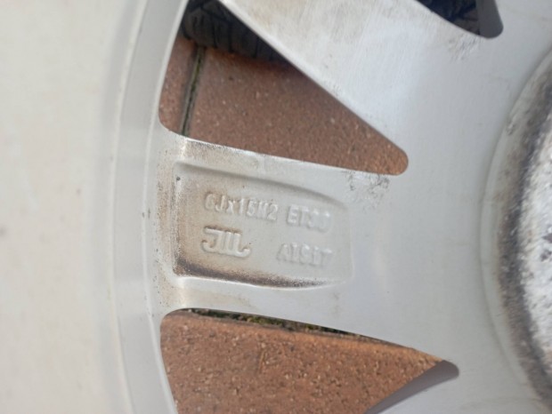 Seat Ibiza gyári alufelni felni 15 coll