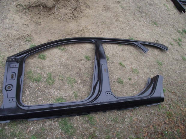 Seat Leon 4 kombi bal küszöb oldalkeret 2020-2024 5FE809605B