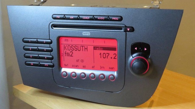 Seat Leon Altea gy�ri cd mp3 r�di� fejegys�g