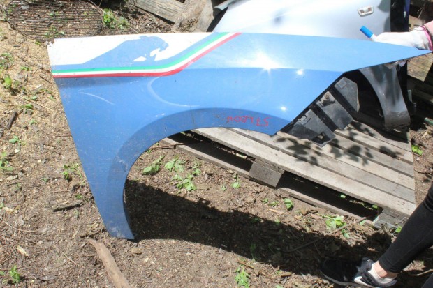 Seat León III 5F Jobb első sárvédő
