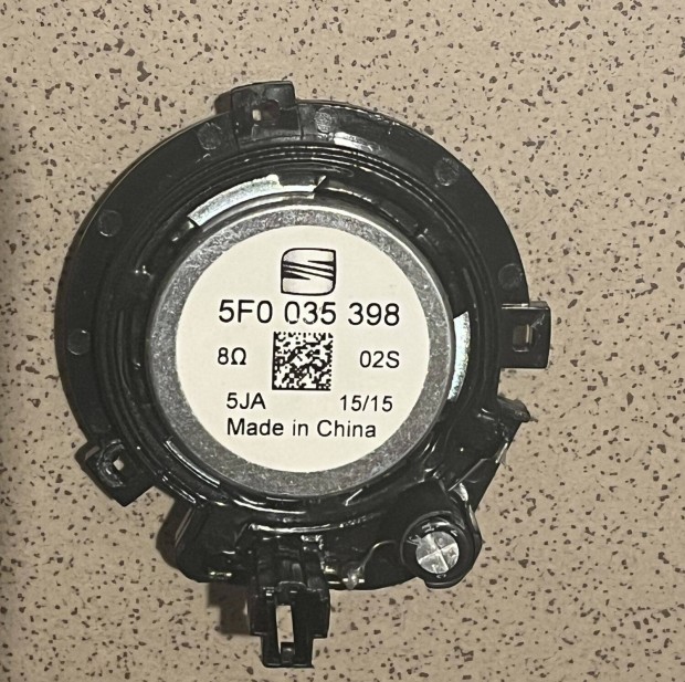 Seat Leon III magas sug�rz� A oszlop