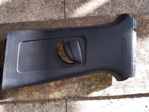 Seat Leon II Cupra Bal 'B' Oszlop Beltéri Takaró Burkolat