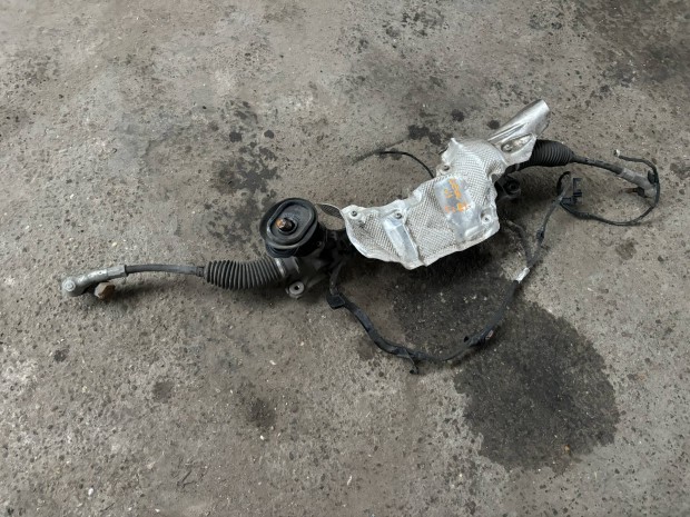 Seat Leon IV 4 Octavia Audi A4 Passat Golf korm�nym�   