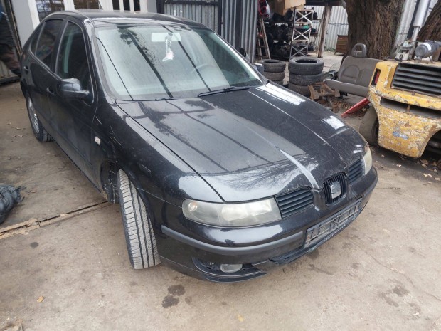 Seat Leon Mk1 karossz�ria elemei LC92