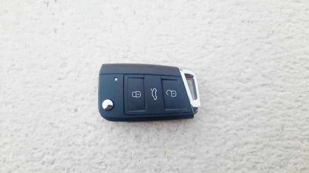 Seat Leon Skoda Rapid Volkswagen Golf új bicskakulcs kulcs távirányító