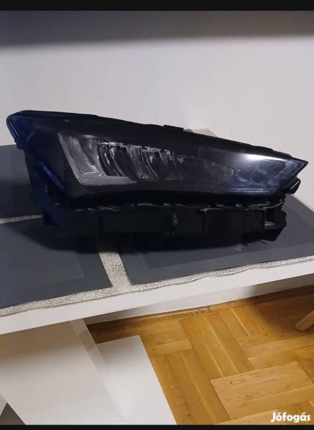 Seat Leon 2023 jobb első lámpák 5FB.941.006.D