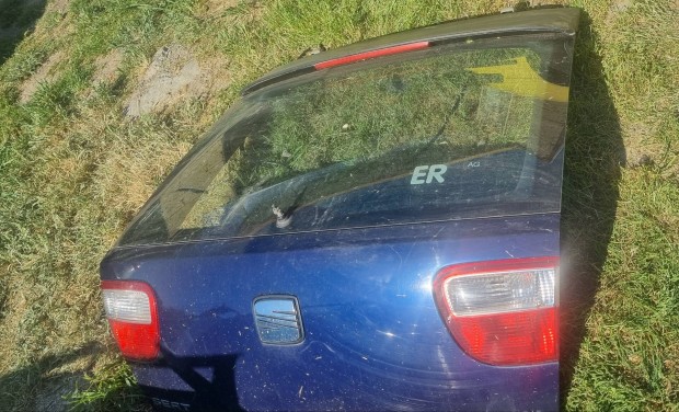 Seat Leon csomagtér ajtó