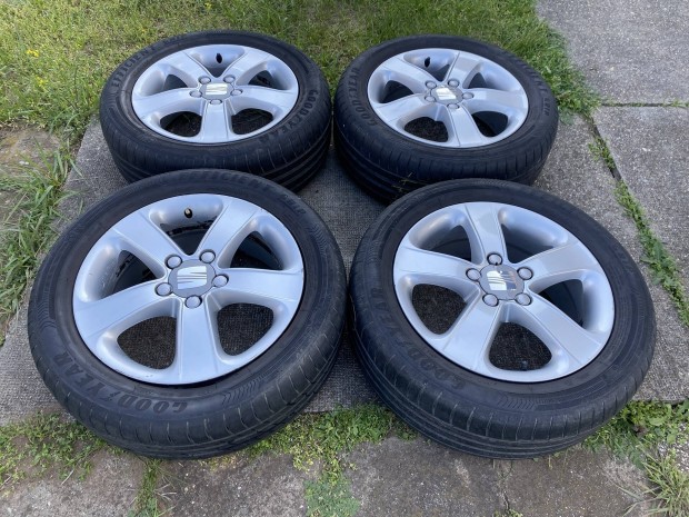 Seat Leon gyári 16"-os alufelni 5x112 205/55R16 nyári