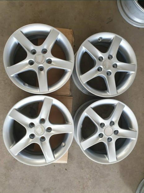 Seat Mercedes Skoda Audi 15 alufelni 5x112 