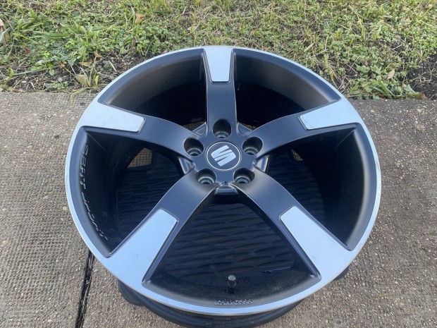 Seat Sport gyri 17"-os alufelni szett 5x100 et43