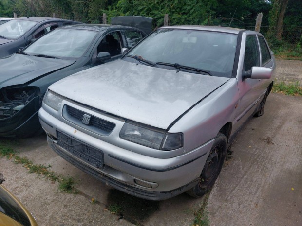 Seat Toledo 1 alkateszei