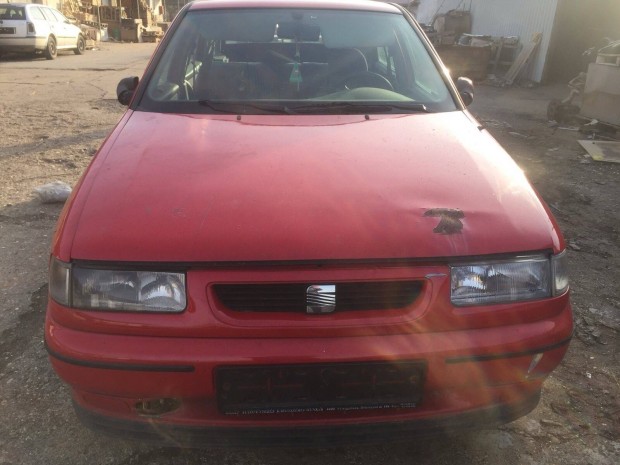 Seat Toledo I 1.6b alkatrszek