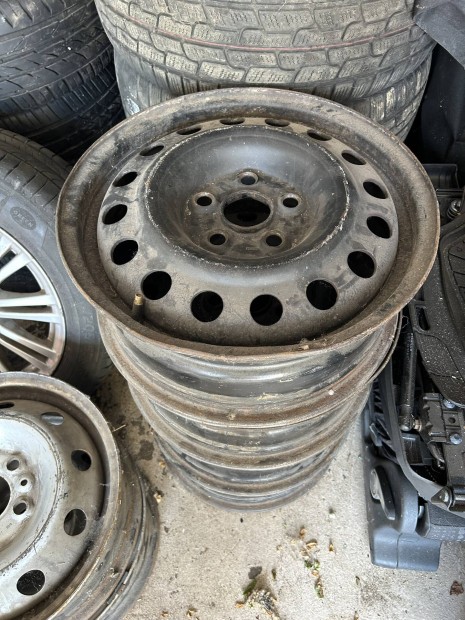 Seat VW 16" aclfelni 