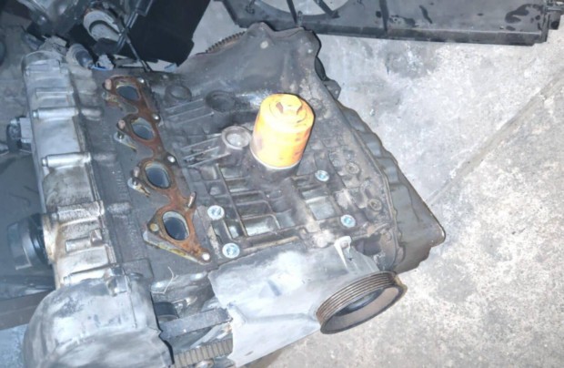 Seat VW Golf Polo 1.4 16V Akq motor elad garancival