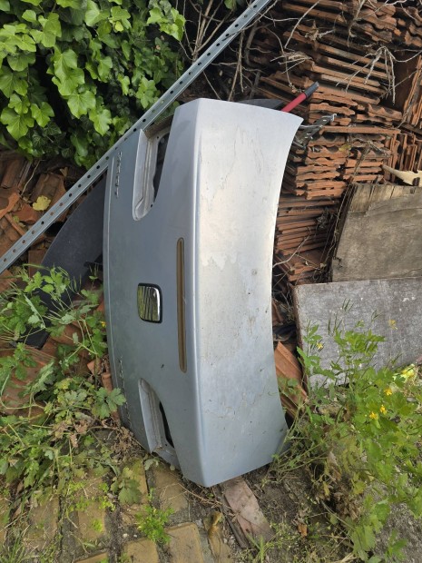 Seat cordoba 6L csomagtér ajtó