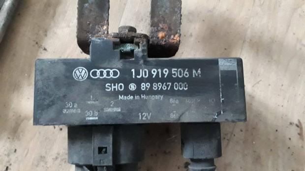 Seat cordoba 6L hűtő ventilátor vezérlő 1J0919506M