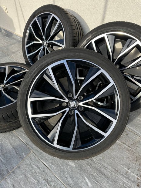 Seat gy�ri alufelni 19