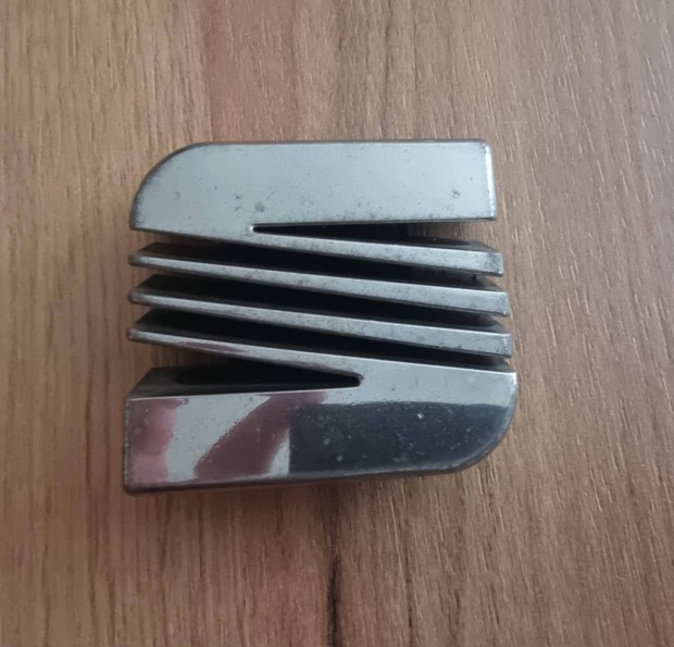 Seat h�t�r�cs embl�ma - Ibiza 1995 - Eredeti, sz�p �llapot