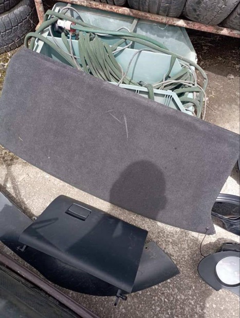 Seat ibiza 6l 2003- 3ajtós kalaptartó