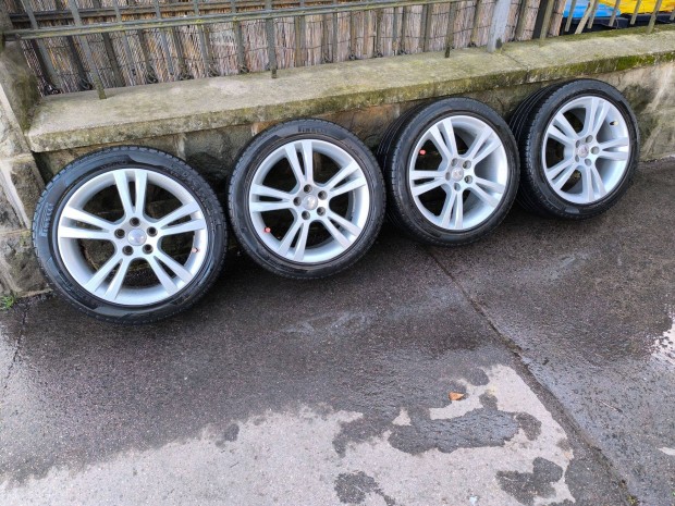 Seat k�nny�f�m felni ker�k 215/45r16