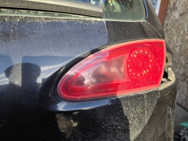 Seat leon 1P0 jobb hátsó csomagtér lámpa