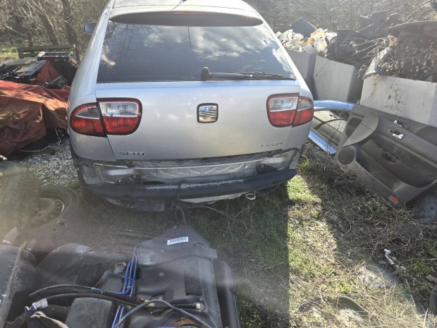 Seat leon 1 4 bontott alkatr�szei