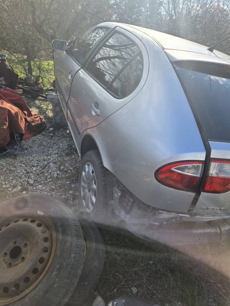 Seat leon 1.4 bontott alkatr�szei.