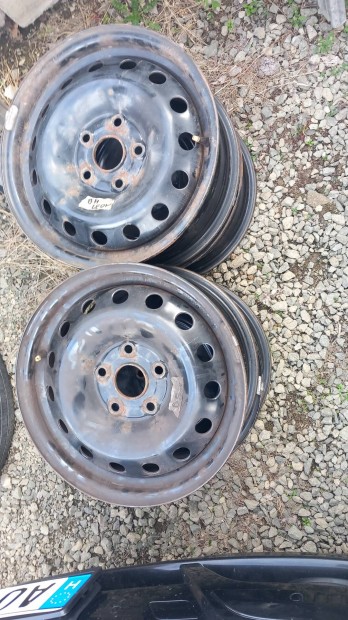 Seat leon. wv golf lemezfelni  5x112. 15x6j