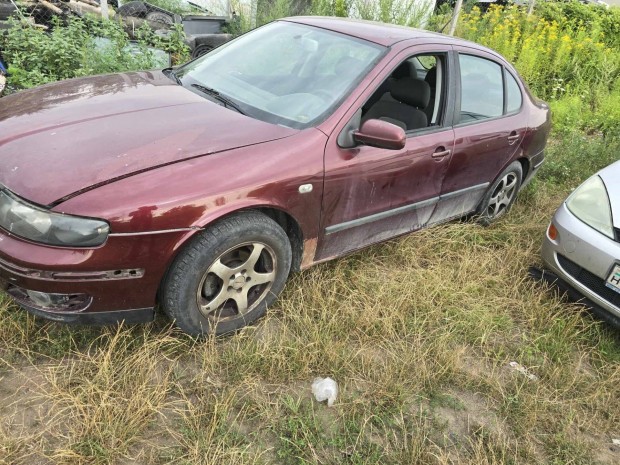 Seat toledo 1.4 minden alkatrsze 