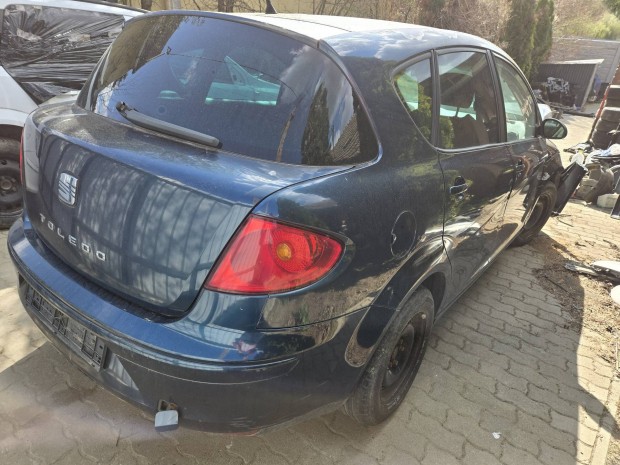 Seat toledo 1.6 minden alkatrésze