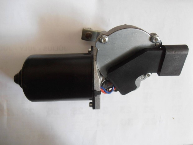 Seat �j els� ablakt�rl� motor f�l�ron