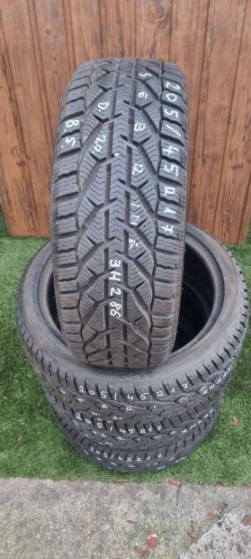 Sebring 205/45 R17 8,5mm 2020-as Tli Gumiabroncs 4db #286