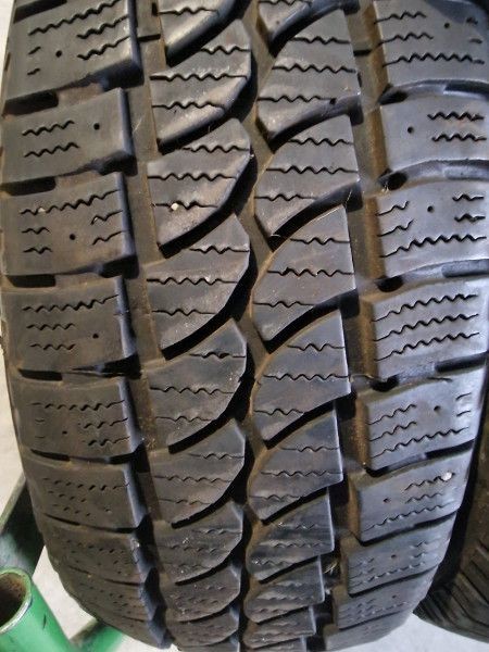 Sebring 225/65R16C WINTER201 7mm DOT18 hasznlt gumi HG13833 tli ki