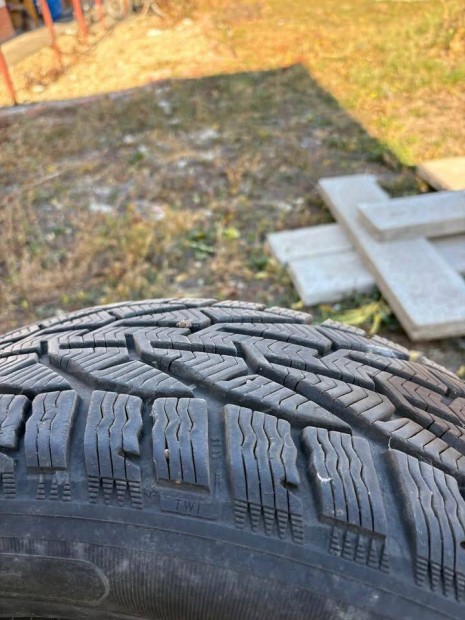Sebring SUV Snow 225/65 R17 tli gumi garnitra