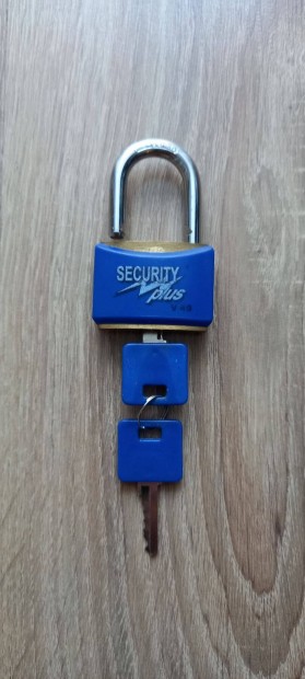 Security Plus V40 lakat