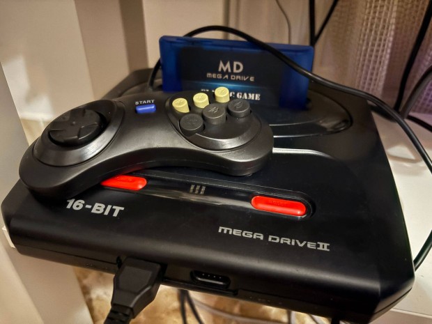 Sega Megadrive II + az sszes Sega jtk kazetta