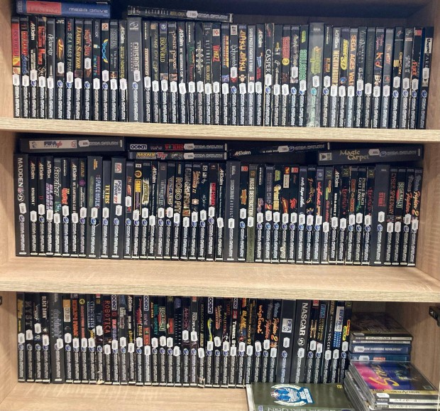 Sega Saturn játékok szaküzletből