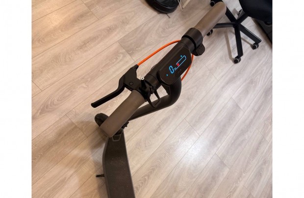 Segway Ninebot E2 plusz elektromos roller