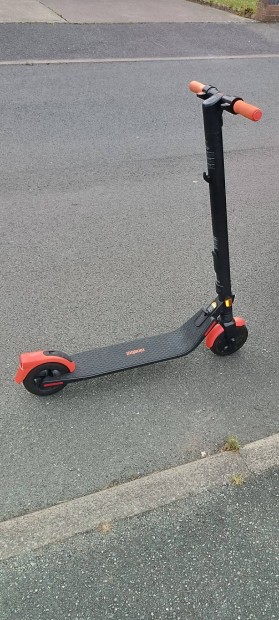 Segway Ninebot Es1 elektromos roller